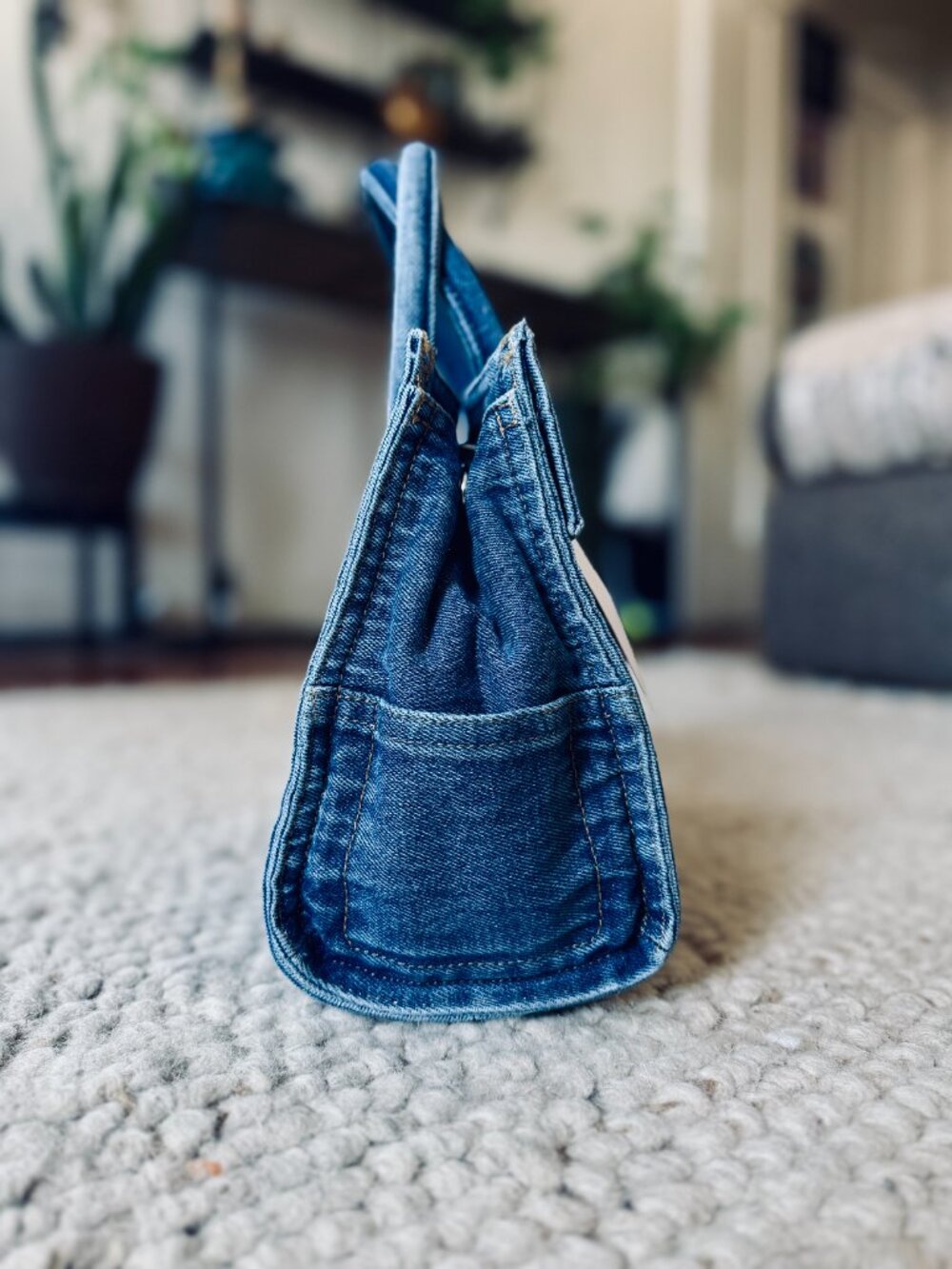 NWT Gap Denim Five Pocket Tote | Small in Light Wash - Picture 4 of 7